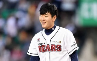 곽빈.jpg